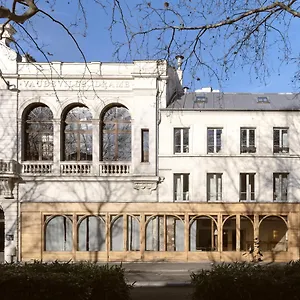 Hotel Elysee Montmartre